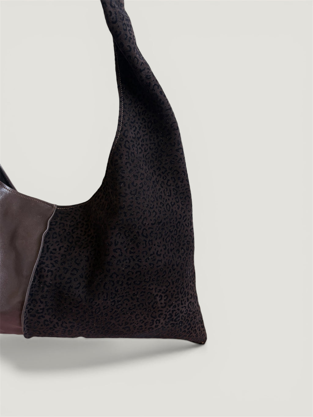 Borsa Reborn - pelle marrone e velluto stampa leo