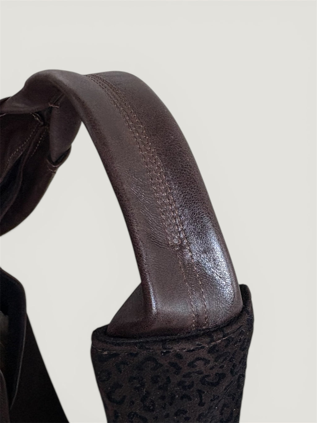 Borsa Reborn - pelle marrone e velluto stampa leo