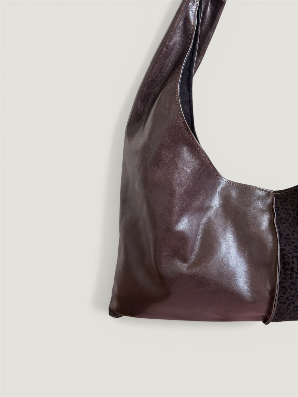 Borsa Reborn - pelle marrone e velluto stampa leo