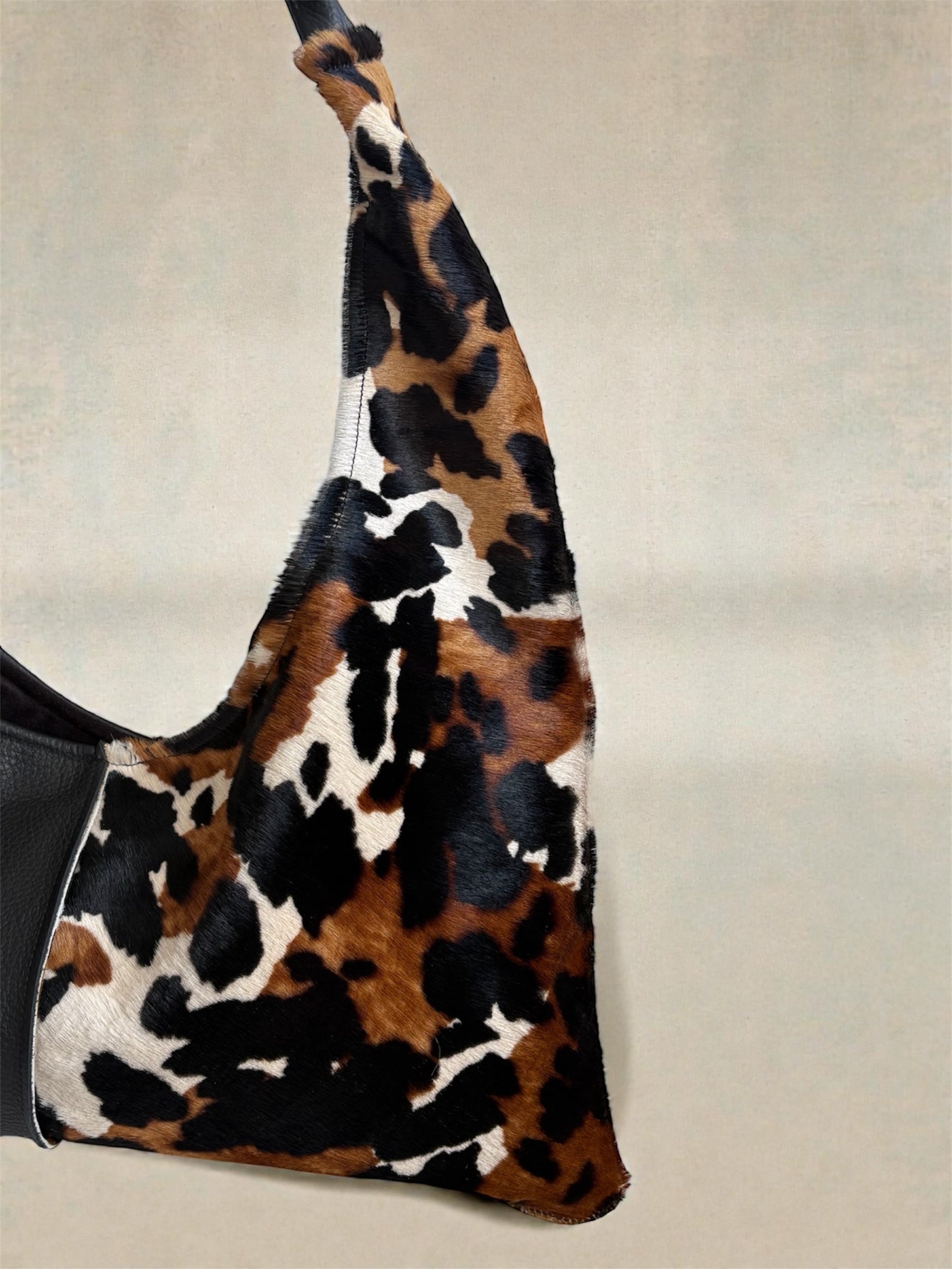 Borsa “Reborn” cavallino muccato & pelle martellata nera