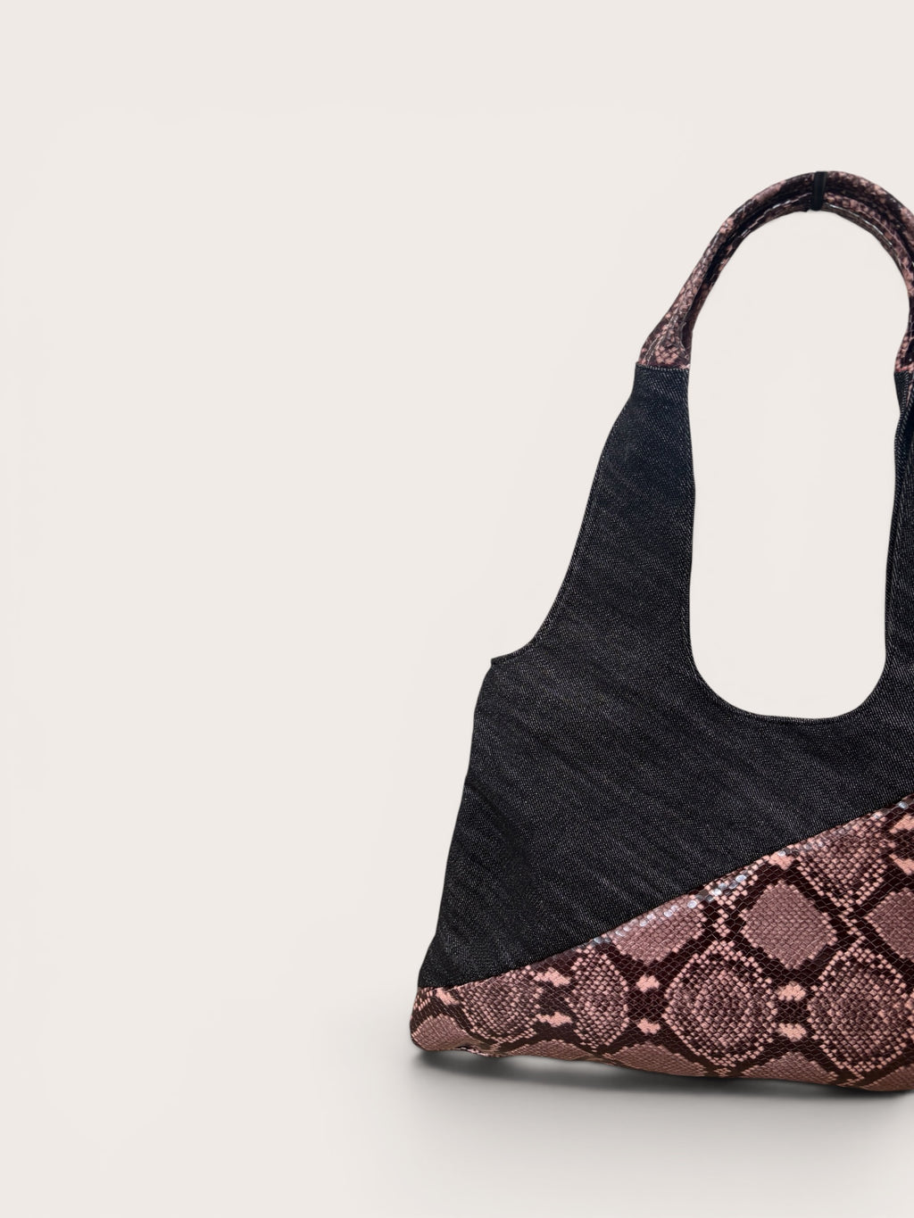 Borsa Reborn- Denim & pelle stampa pitonata rosa