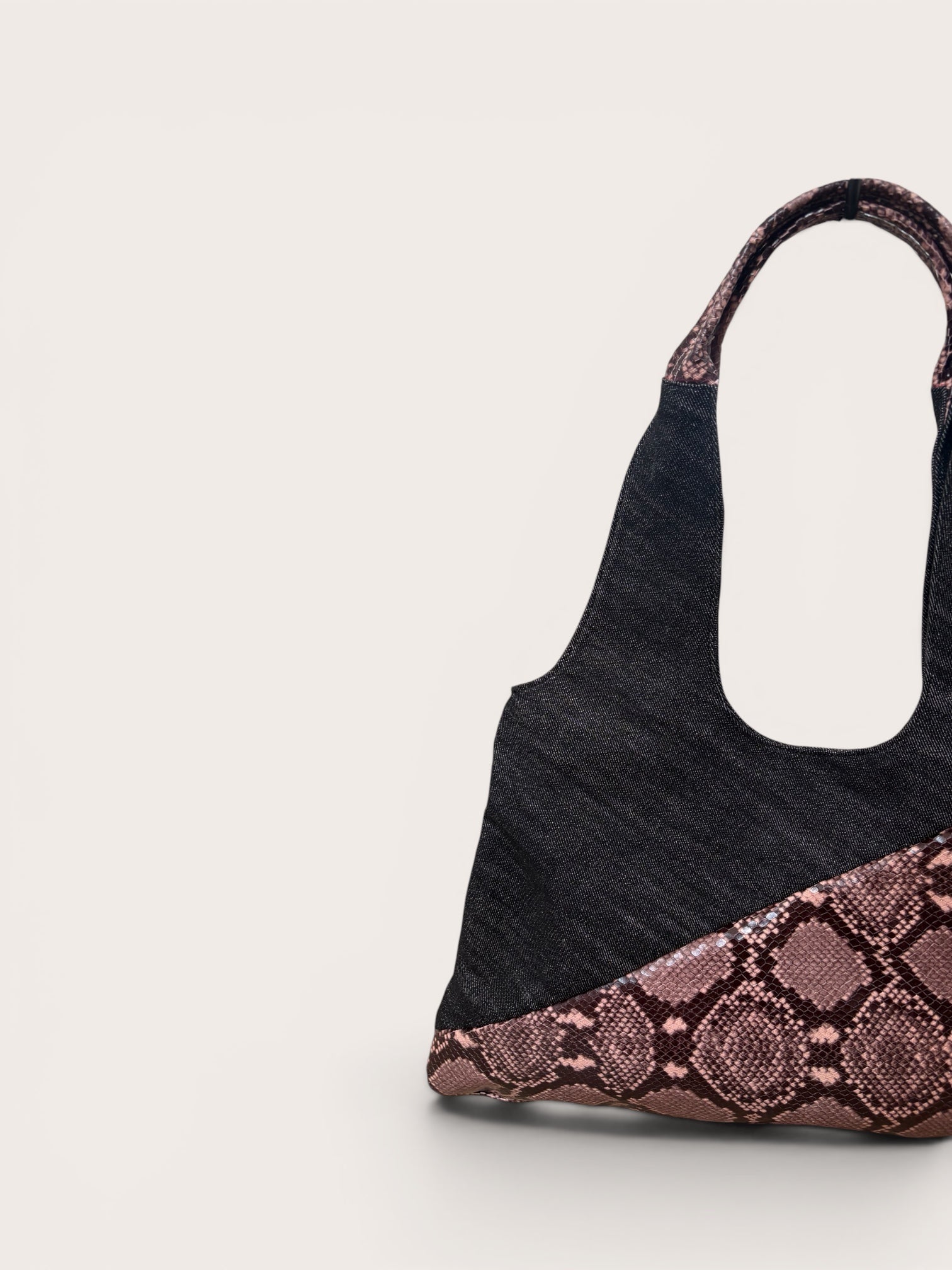 Borsa Reborn- Denim & pelle stampa pitonata rosa
