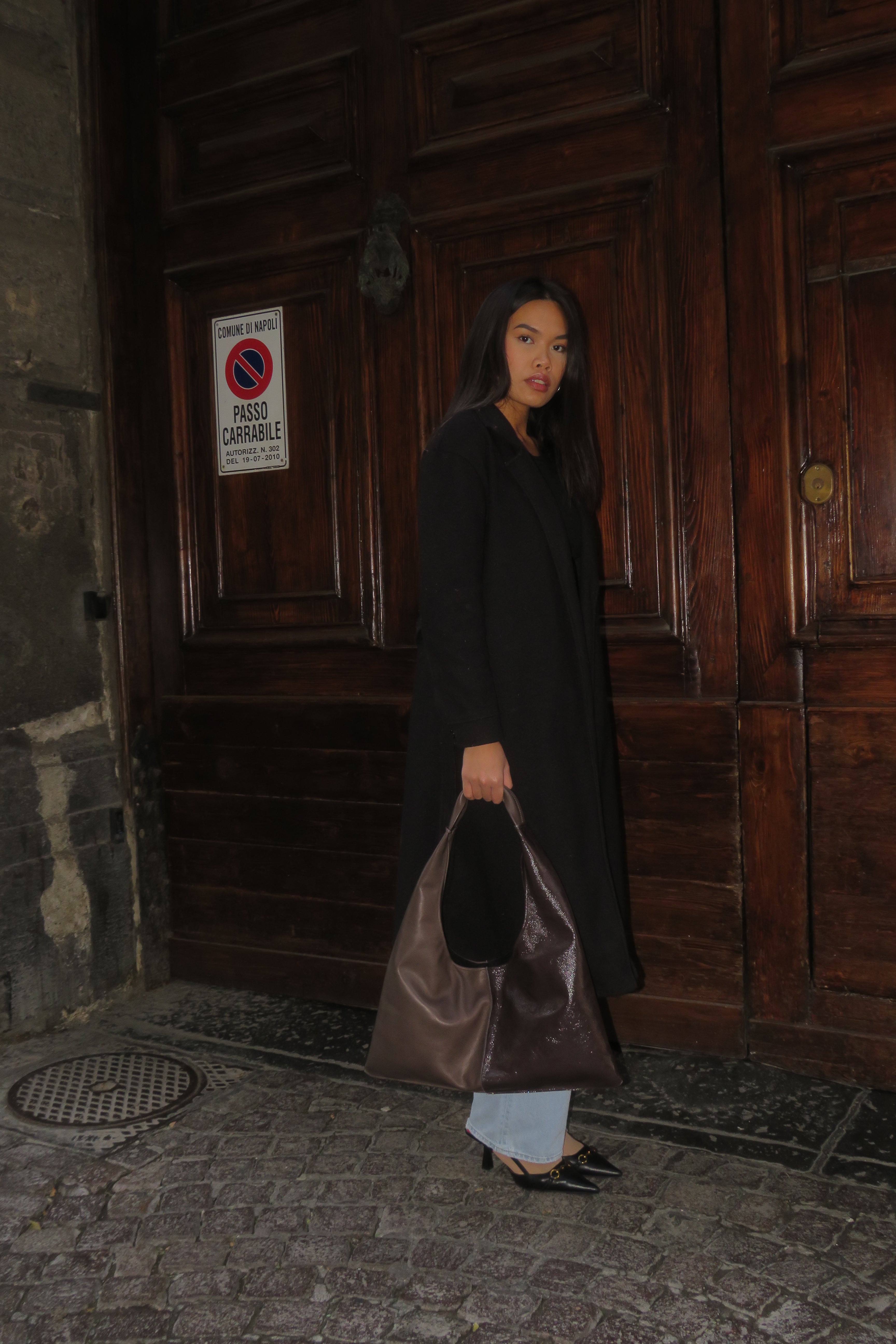 Borsa "Reborn" pelle tortora & pelle lucida tortora